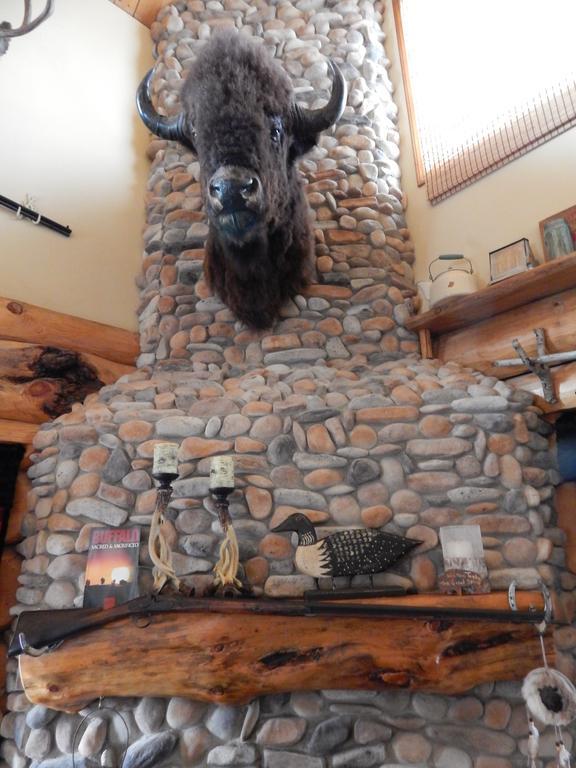 Idle Spurs Log Cabin Bed & Breakfast Black Diamond Bagian luar foto